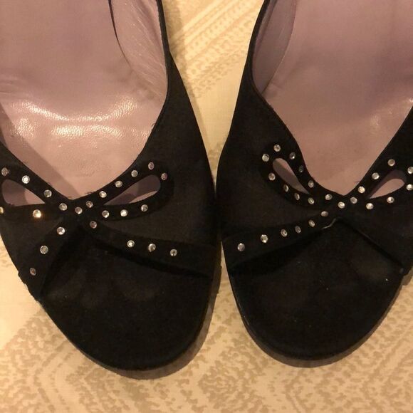 Marc Jacobs Black Satin Open Toe Heels with Rhinestone Bow Size 9 - Picture 2 of 8